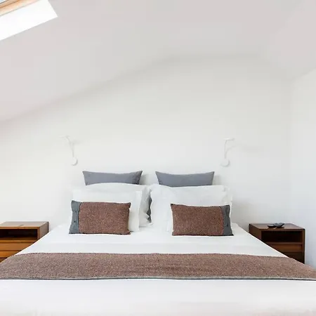 Duplex In Downtown Апартаменты Лиссабон