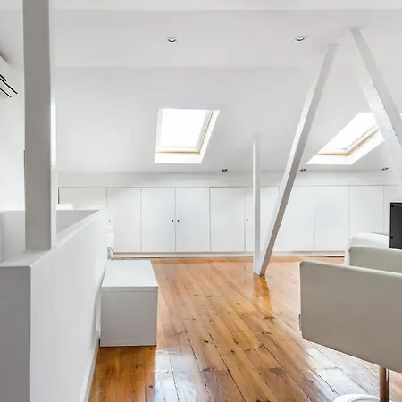 Duplex In Downtown Апартаменты